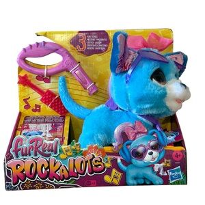 NWT Furreal rockalots dog.